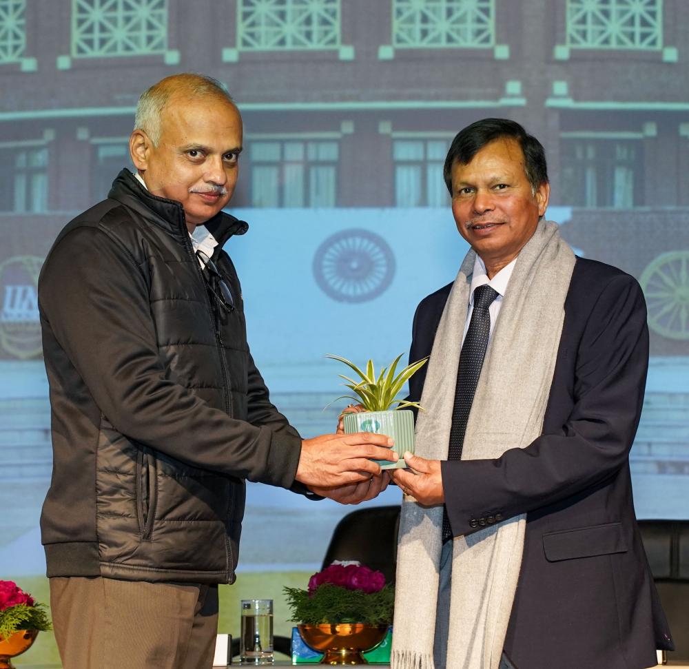 नॉस्टैल्जिया 2025: रूट्स एंड विंग्स - जहां से सब शुरू हुआ था, उससे फिर से जुड़ना