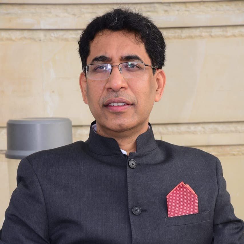 Shri Narendra Bhooshan